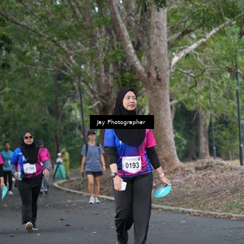 Runner Photo 8129850