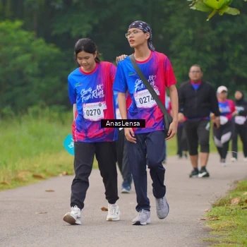 Runner Photo 8129854