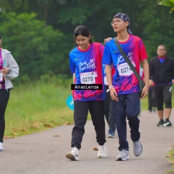 Runner Photo 8129858
