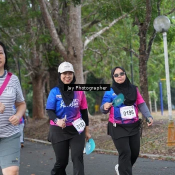 Runner Photo 8129879