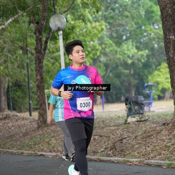 Runner Photo 8129912