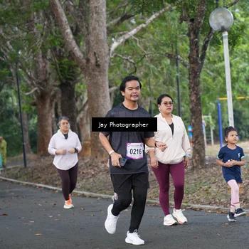 Runner Photo 8129940