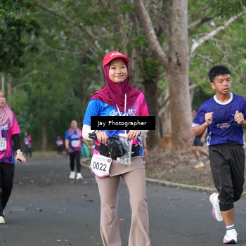 Runner Photo 8130021