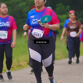 Runner Photo 8130024