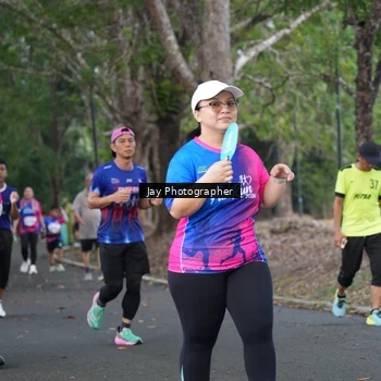 Runner Photo 8130038