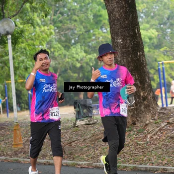 Runner Photo 8130087