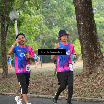 Runner Photo 8130090