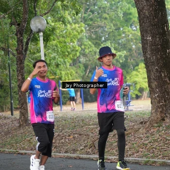 Runner Photo 8130092