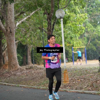Runner Photo 8130101