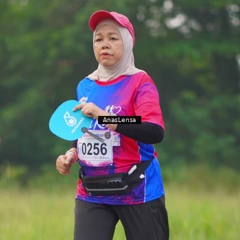 Runner Photo 8130172