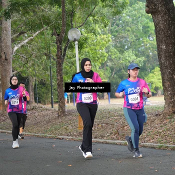 Runner Photo 8130202