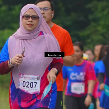 Runner Photo 8130203