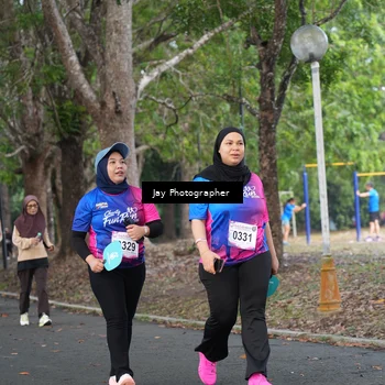 Runner Photo 8130212