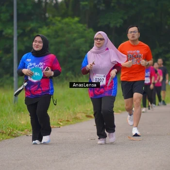 Runner Photo 8130233