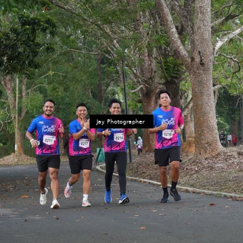 Runner Photo 8130237