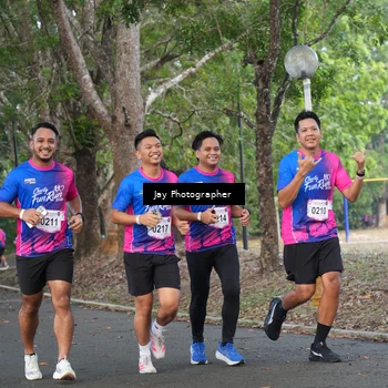 Runner Photo 8130252