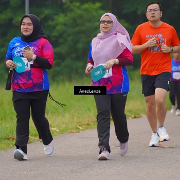 Runner Photo 8130263