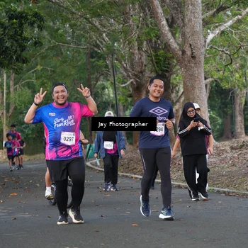 Runner Photo 8130277