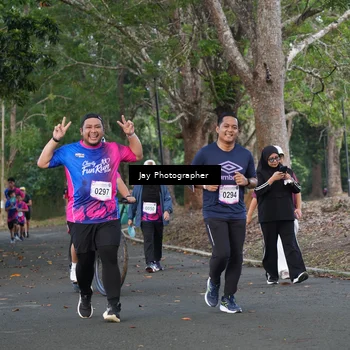 Runner Photo 8130279