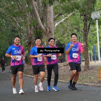 Runner Photo 8130287