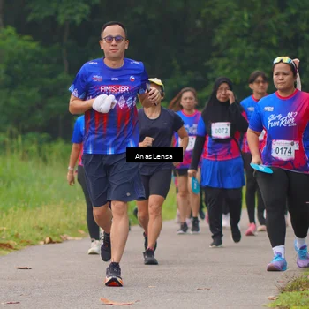 Runner Photo 8130293