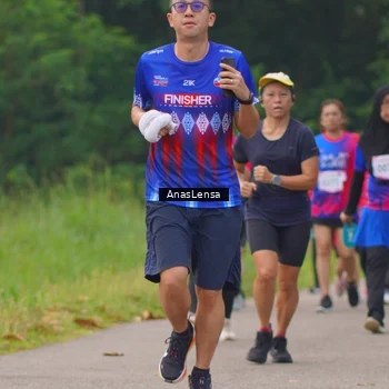 Runner Photo 8130295