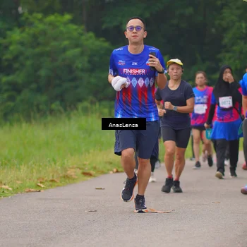 Runner Photo 8130297
