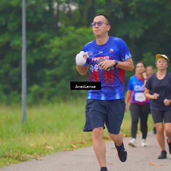 Runner Photo 8130315