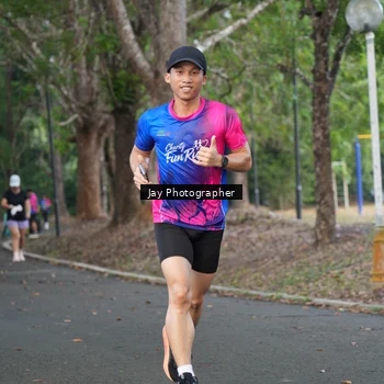 Runner Photo 8130316
