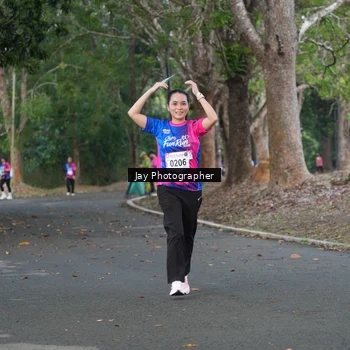 Runner Photo 8130332