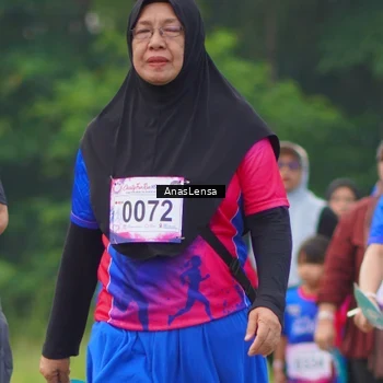 Runner Photo 8130369