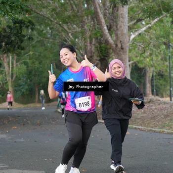 Runner Photo 8130377
