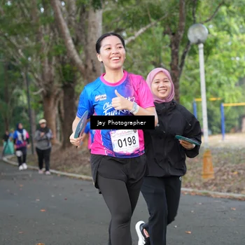 Runner Photo 8130385