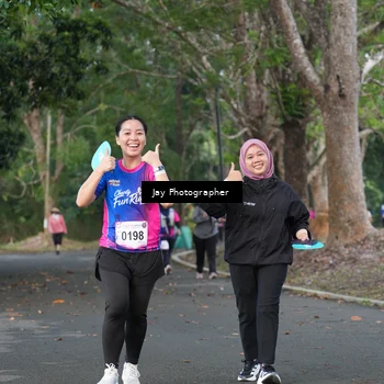Runner Photo 8130394