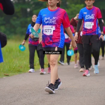 Runner Photo 8130452