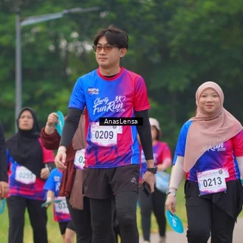 Runner Photo 8130473