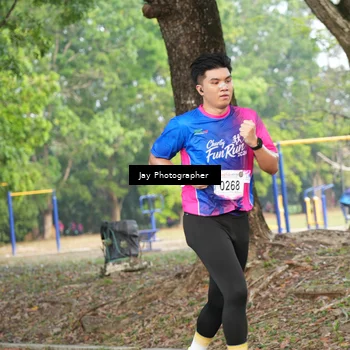 Runner Photo 8130493