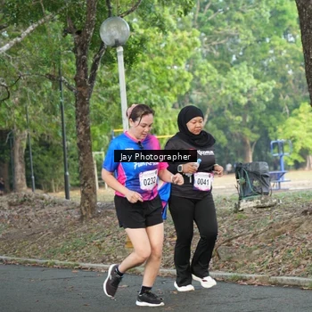 Runner Photo 8130535