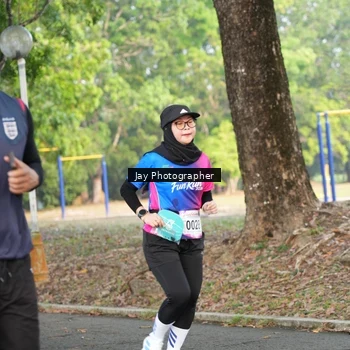 Runner Photo 8130580