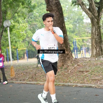 Runner Photo 8130631