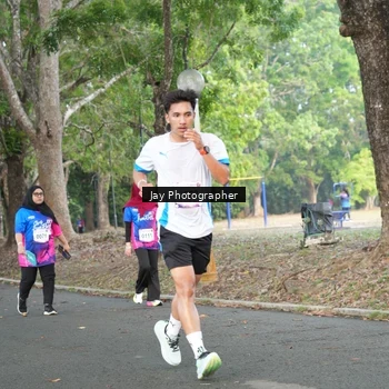 Runner Photo 8130632
