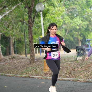 Runner Photo 8130634