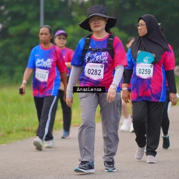 Runner Photo 8130668