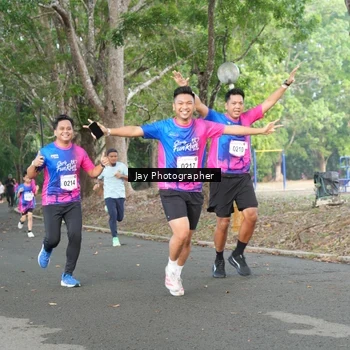 Runner Photo 8130704