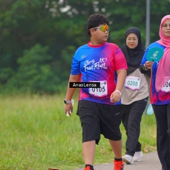 Runner Photo 8130808