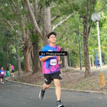 Runner Photo 8130816