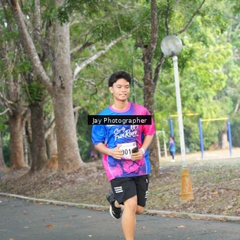 Runner Photo 8130817