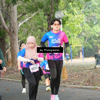 Runner Photo 8130830