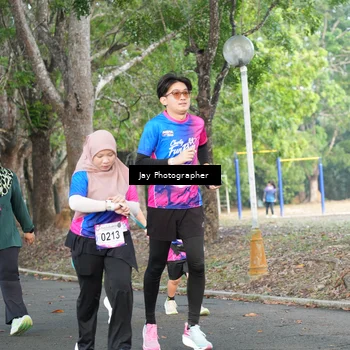 Runner Photo 8130843