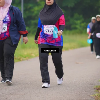 Runner Photo 8130873